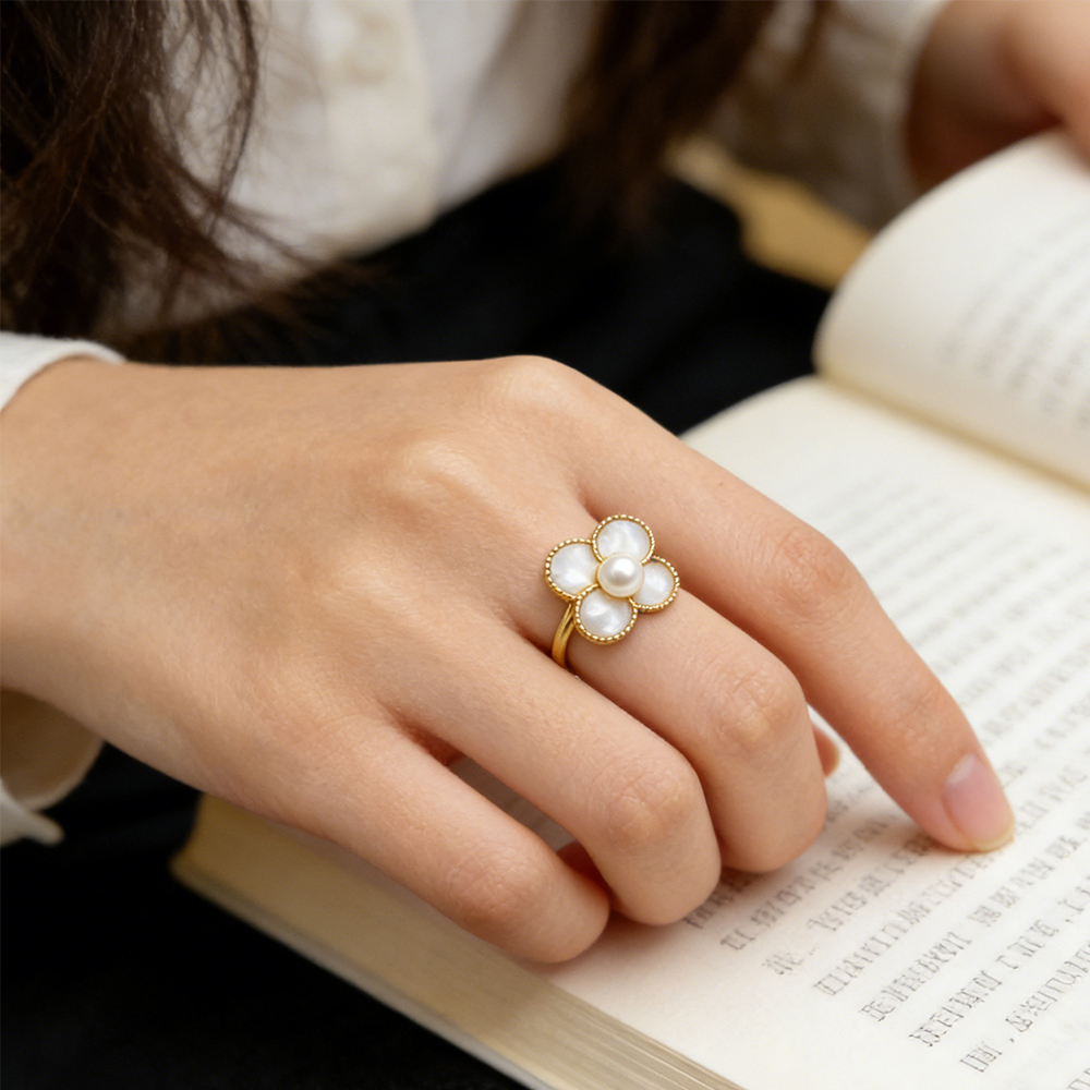 Vintage Ring With Of Pearl And - Formal Wear Jewelry For Women のレビューと価格