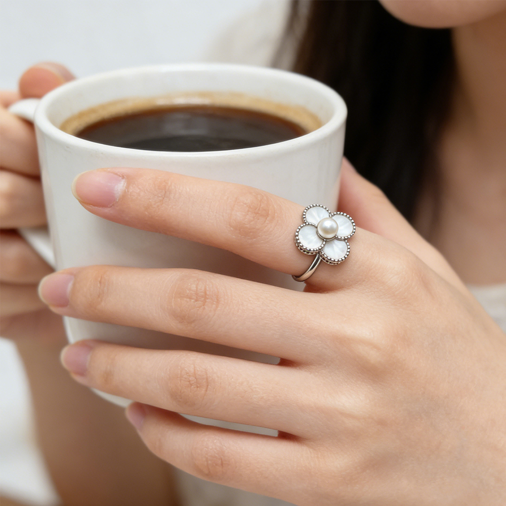 Vintage Ring With Of Pearl And - Formal Wear Jewelry For Women のレビューと価格