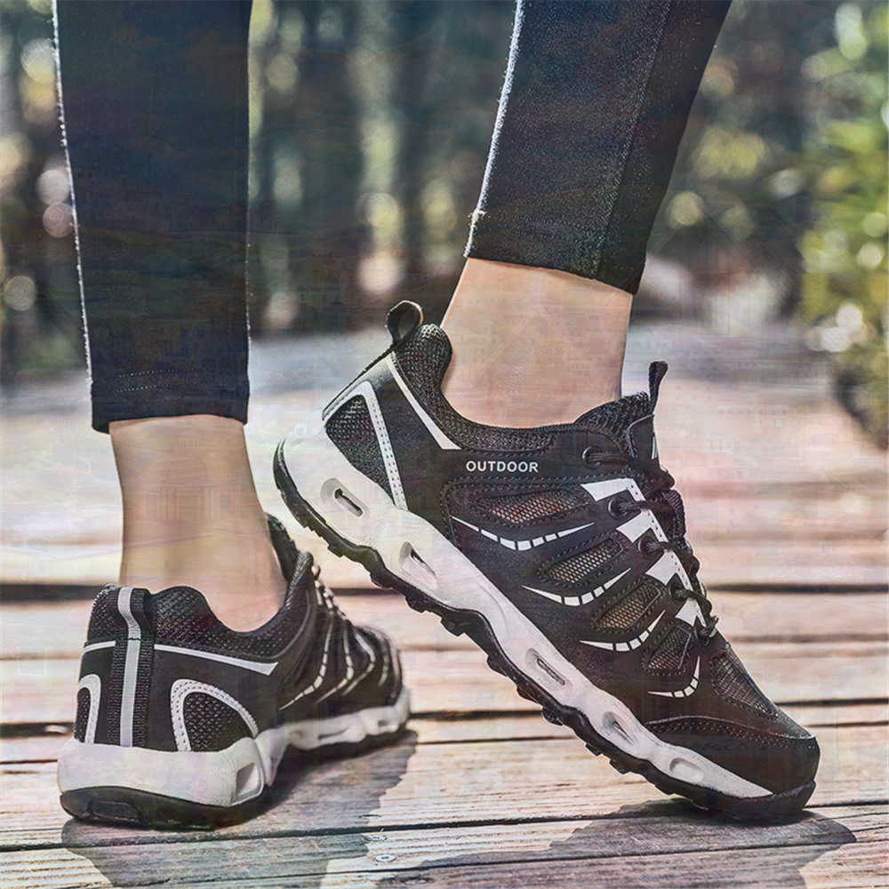 Sumer Round Tip Silver Sneaker - Women Formal Wear On Sale のレビューと価格