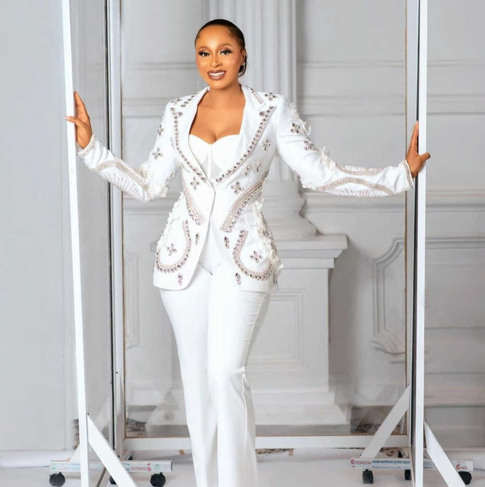 Luxury Women Pants Suits 2 Pcs - Women'S Formal Wear Wedding Guest のレビューと価格