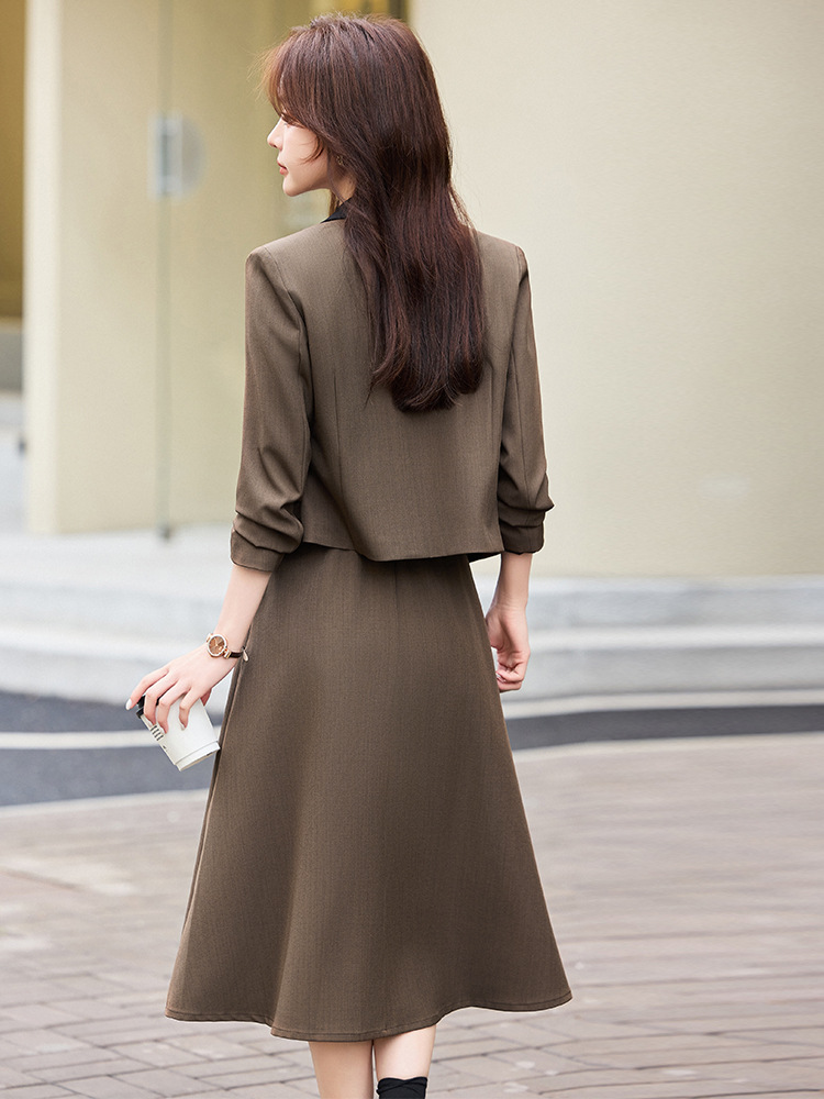 Gray short blazer for women, n - Women'S Office Formal Wear For Ladies のレビューと価格