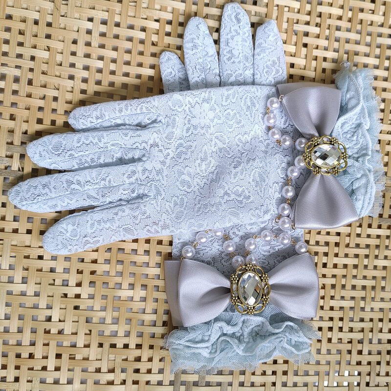 Retro Cream Lace Gloves with 3 - Victorian Women'S Formal Wear のレビューと価格